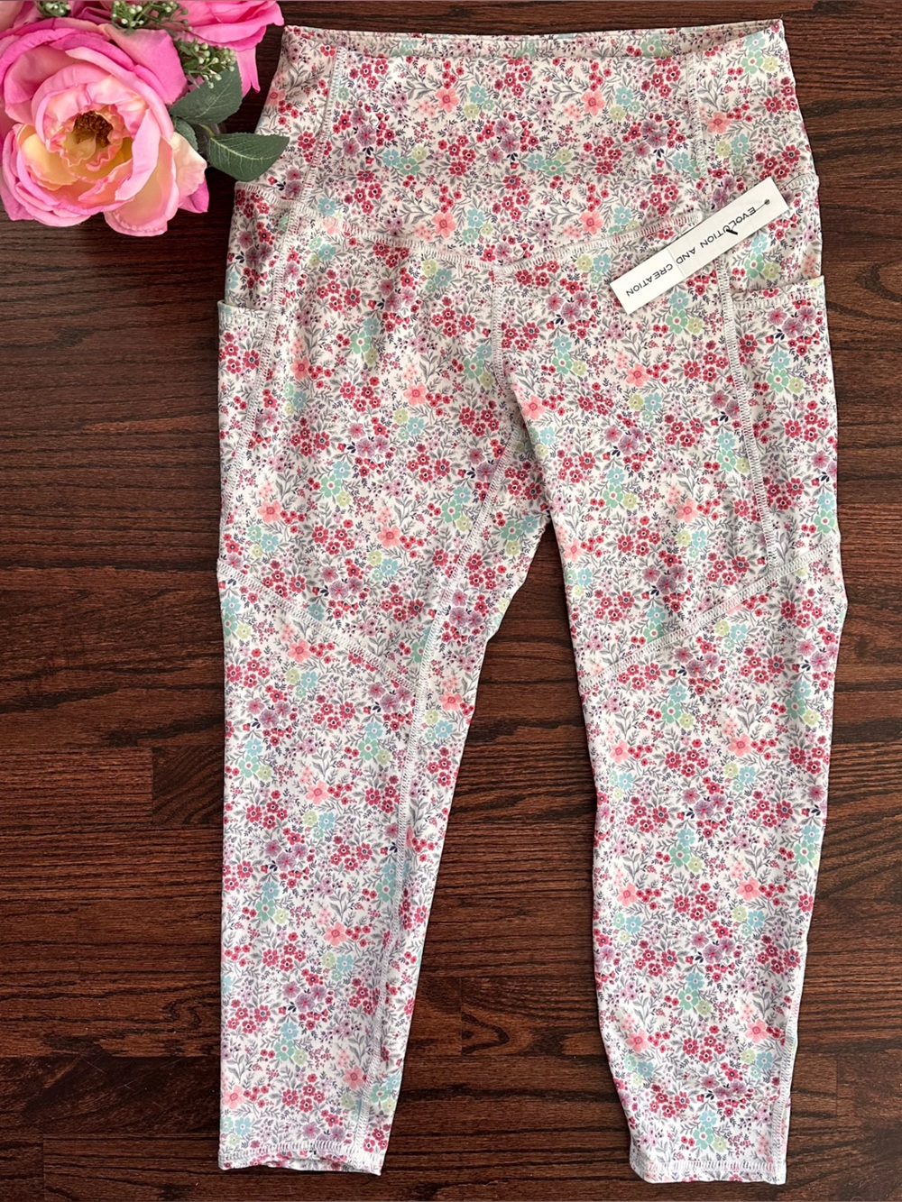 NWT Evolution & Creation 7/8 length leggings, size L